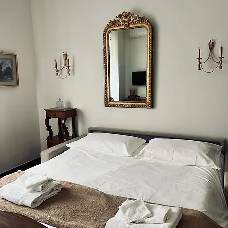 Montesanto 25 Pensión 4*